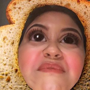 Meet your Posher, Ayleen